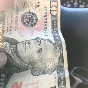 Meet your Posher, Missy